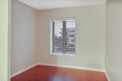 Tiny photo for 135 S YORK Street #314, Elmhurst, IL 60126 (MLS # 12547030)