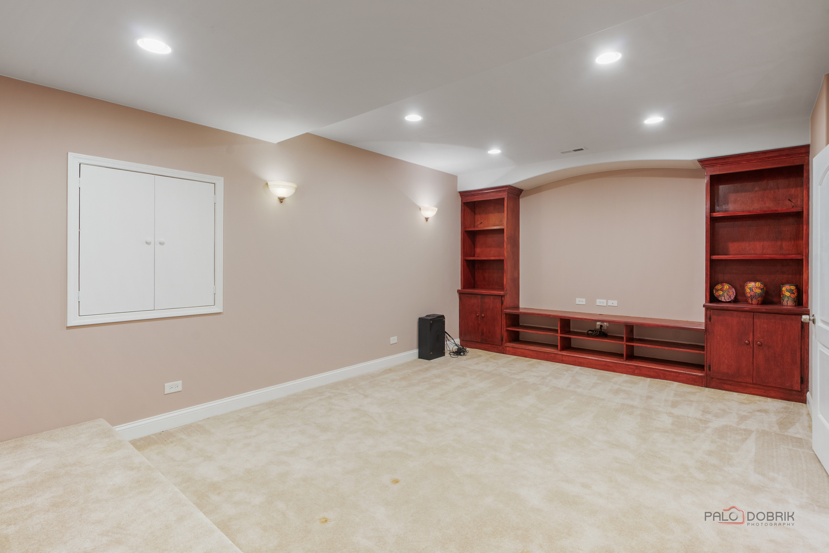 Hawthorn Woods, Illinois, 60047, United States, 6 Bedrooms Bedrooms, ,7 BathroomsBathrooms,Residential,Active,2033389
