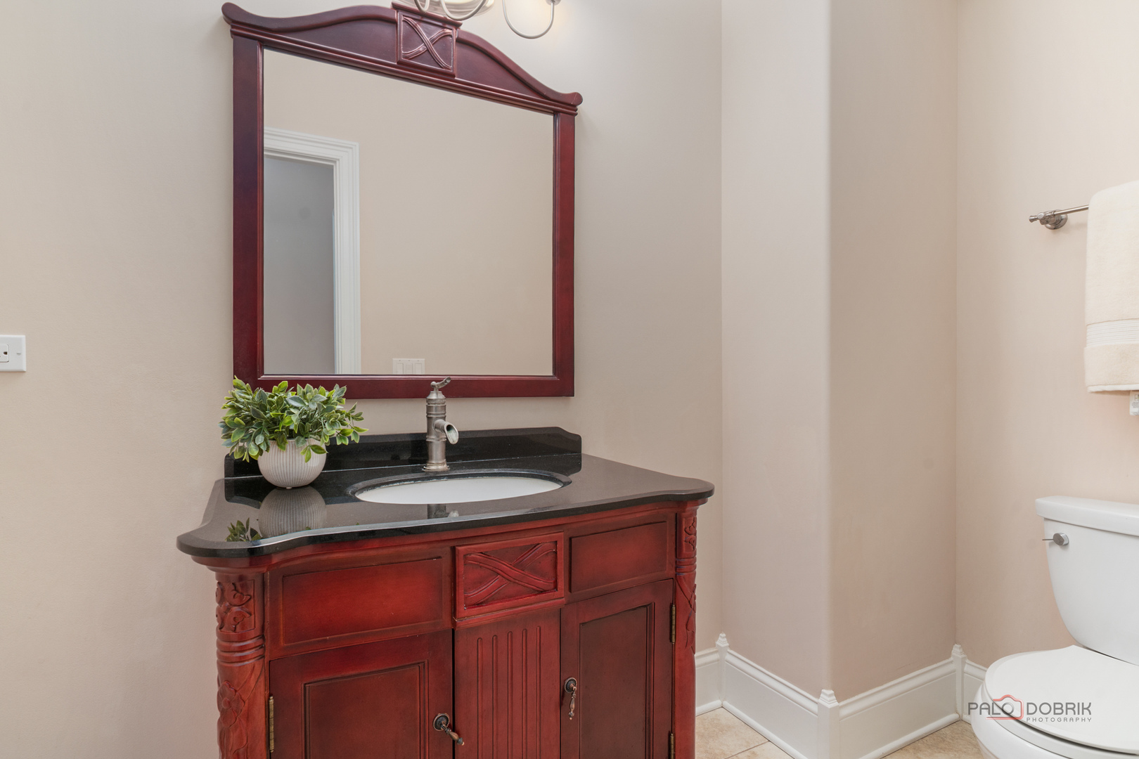 Hawthorn Woods, Illinois, 60047, United States, 6 Bedrooms Bedrooms, ,7 BathroomsBathrooms,Residential,Active,2033389