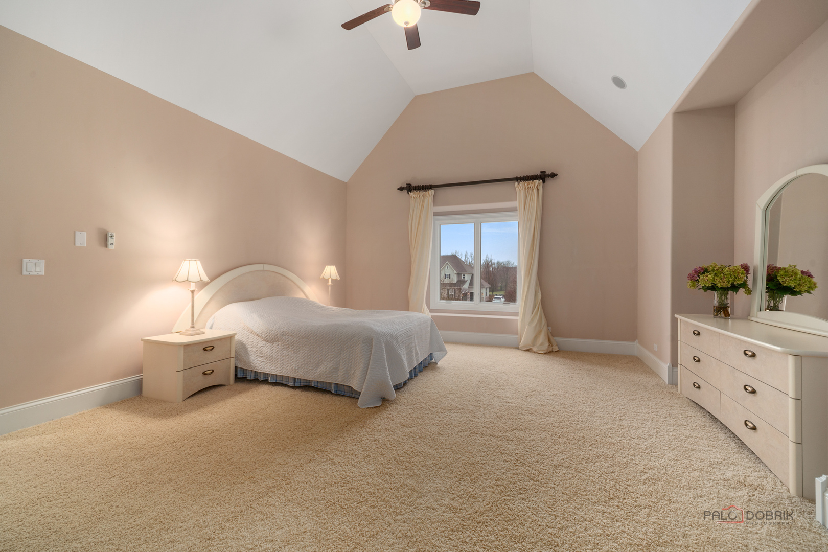 Hawthorn Woods, Illinois, 60047, United States, 6 Bedrooms Bedrooms, ,7 BathroomsBathrooms,Residential,Active,2033389