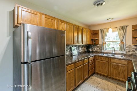 Tiny photo for 113 Pheasant Trail, Lake In The Hills, IL 60156 (MLS # 12398028)