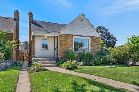 Photo of Chicago, IL 60630 (MLS # 12739887)