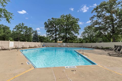 Tiny photo for 190 S Wood Dale Road #1108, Wood Dale, IL 60191 (MLS # 12695639)