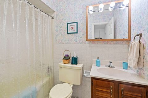 Tiny photo for 670 Edgemont Lane, Hoffman Estates, IL 60169 (MLS # 12544743)