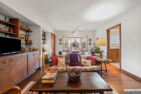 Tiny photo for 670 Edgemont Lane, Hoffman Estates, IL 60169 (MLS # 12544743)