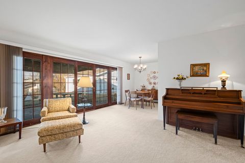 Tiny photo for 670 Edgemont Lane, Hoffman Estates, IL 60169 (MLS # 12544743)