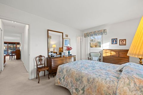 Tiny photo for 670 Edgemont Lane, Hoffman Estates, IL 60169 (MLS # 12544743)