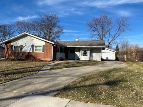 Tiny photo for 670 Edgemont Lane, Hoffman Estates, IL 60169 (MLS # 12544743)