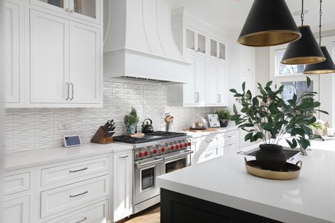 Tiny photo for 932 E Chicago Avenue, Naperville, IL 60540 (MLS # 12582340)