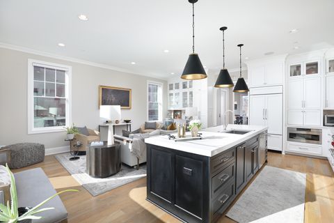 Tiny photo for 932 E Chicago Avenue, Naperville, IL 60540 (MLS # 12582340)