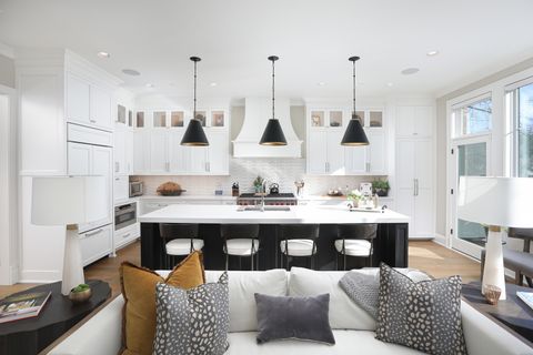 Tiny photo for 932 E Chicago Avenue, Naperville, IL 60540 (MLS # 12582340)