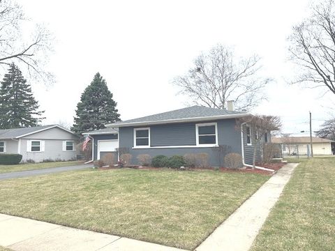 Tiny photo for 1242 N Linden Avenue, Palatine, IL 60074 (MLS # 12597826)