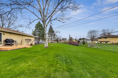 Tiny photo for 1242 N Linden Avenue, Palatine, IL 60074 (MLS # 12597826)