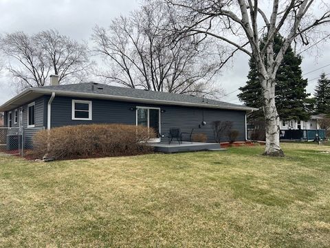 Tiny photo for 1242 N Linden Avenue, Palatine, IL 60074 (MLS # 12597826)