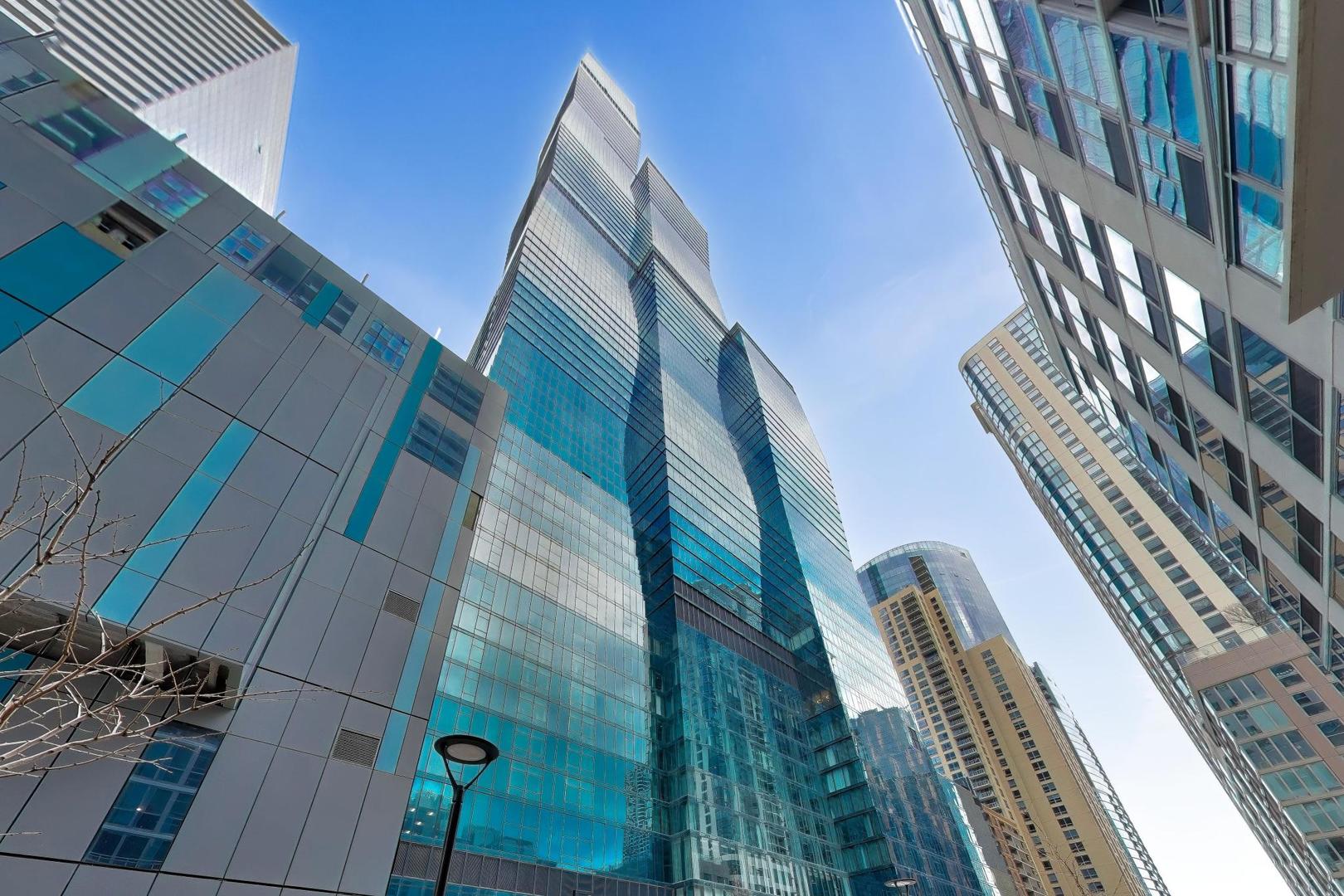 363 E Wacker Drive 6403