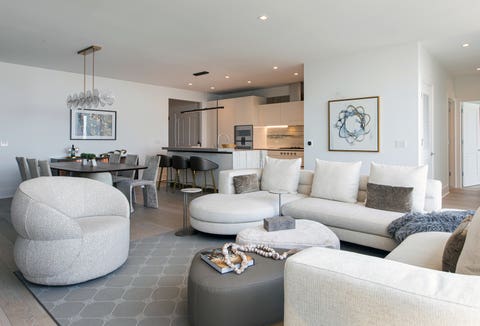 Tiny photo for 363 E Wacker Drive #6403, Chicago, IL 60601 (MLS # 12557236)
