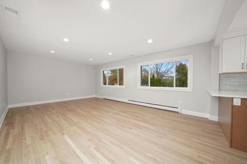 Tiny photo for 7925 William Drive, Willowbrook, IL 60527 (MLS # 12516927)