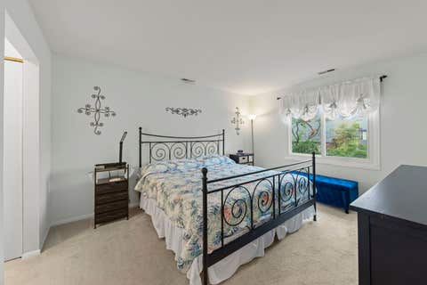 Tiny photo for 407 Ramblewood Drive #D, Glen Ellyn, IL 60137 (MLS # 12706698)