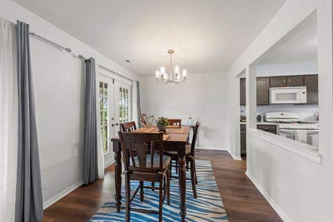 Tiny photo for 407 Ramblewood Drive #D, Glen Ellyn, IL 60137 (MLS # 12706698)