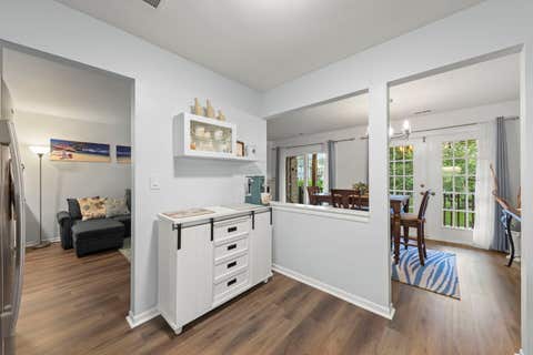 Tiny photo for 407 Ramblewood Drive #D, Glen Ellyn, IL 60137 (MLS # 12706698)