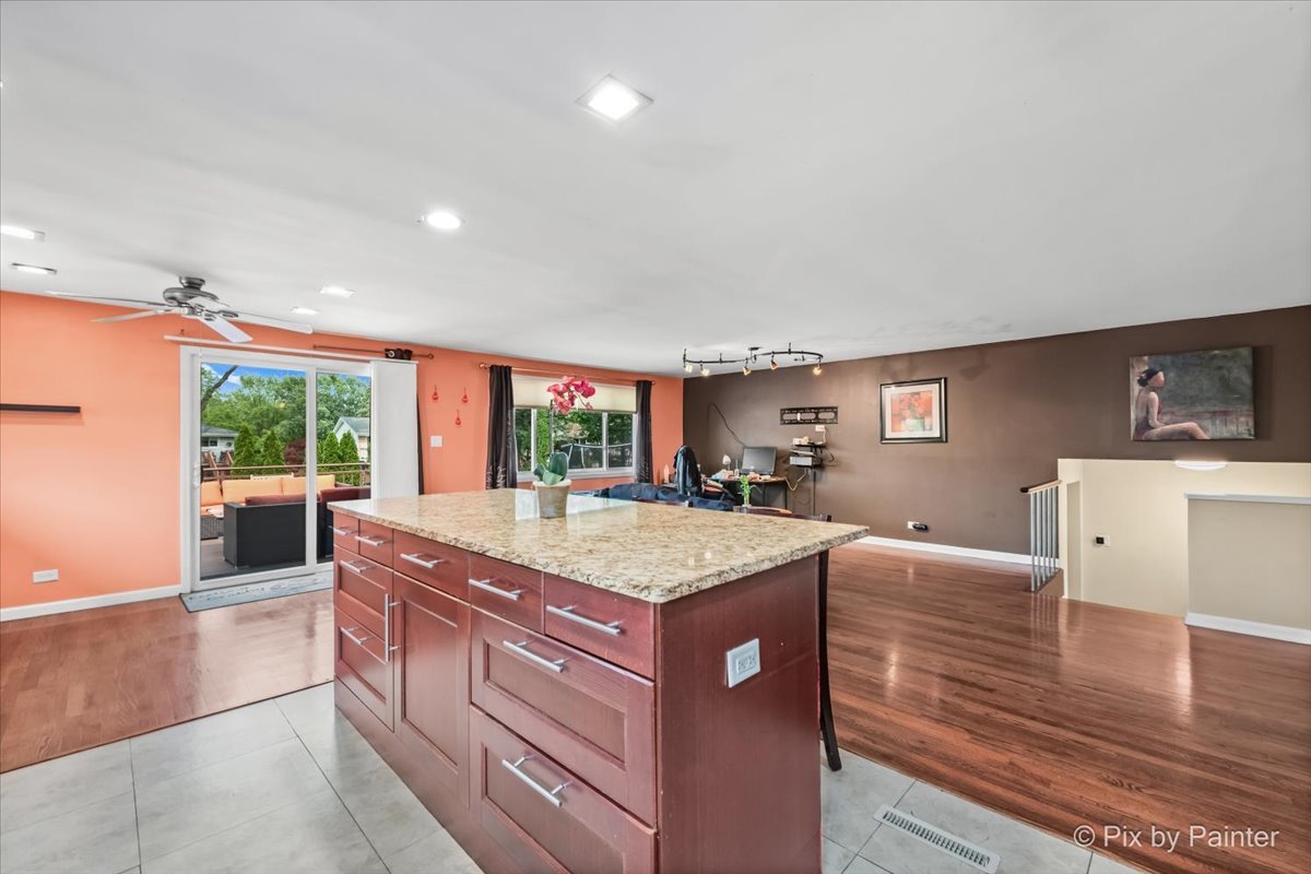 611 Brewster Lane