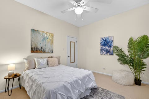 Tiny photo for 1455 W Wolfram Street #A, Chicago, IL 60657 (MLS # 12717503)