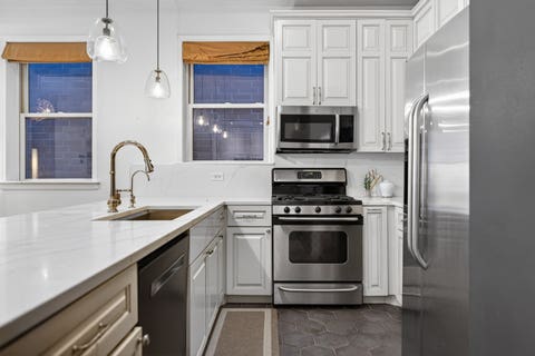 Tiny photo for 1455 W Wolfram Street #A, Chicago, IL 60657 (MLS # 12717503)