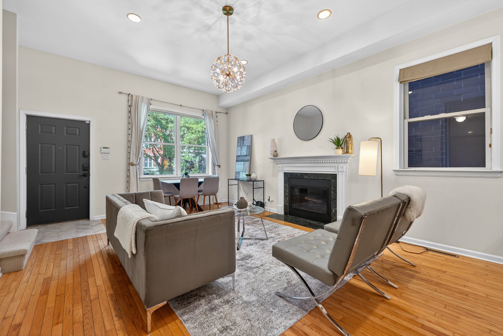 1455 W Wolfram Street A