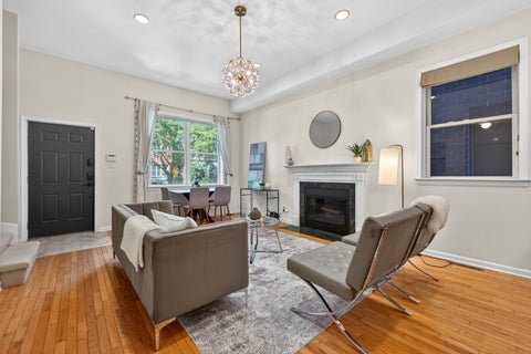 Tiny photo for 1455 W Wolfram Street #A, Chicago, IL 60657 (MLS # 12717503)