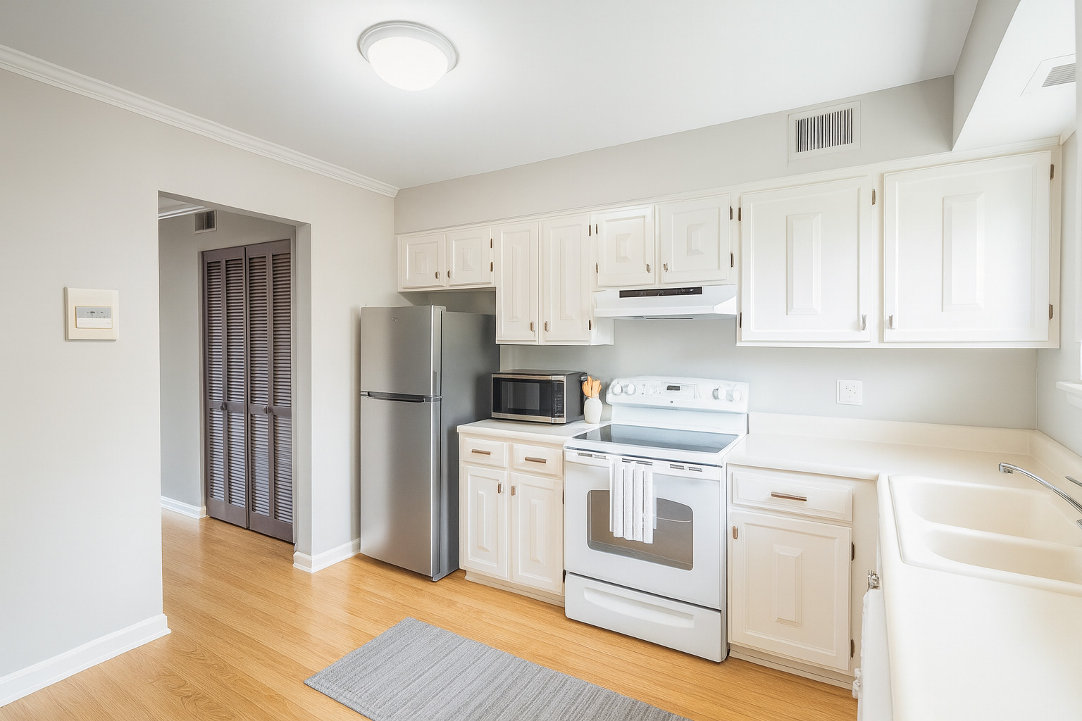 Palatine, Illinois 60067, United States, 2 Bedrooms Bedrooms, ,1 BathroomBathrooms,Residential,Active,226952