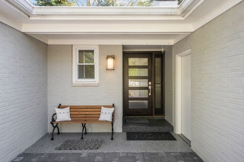 Tiny photo for 1143 Beverly Place, Lake Forest, IL 60045 (MLS # 12640218)