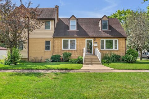 Photo of 17803 Escanaba Avenue, Lansing, IL 60438 (MLS # 12589944)