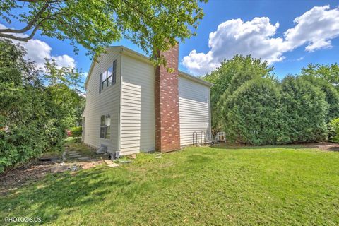 Tiny photo for 642 Williams Court, Gurnee, IL 60031 (MLS # 12603739)