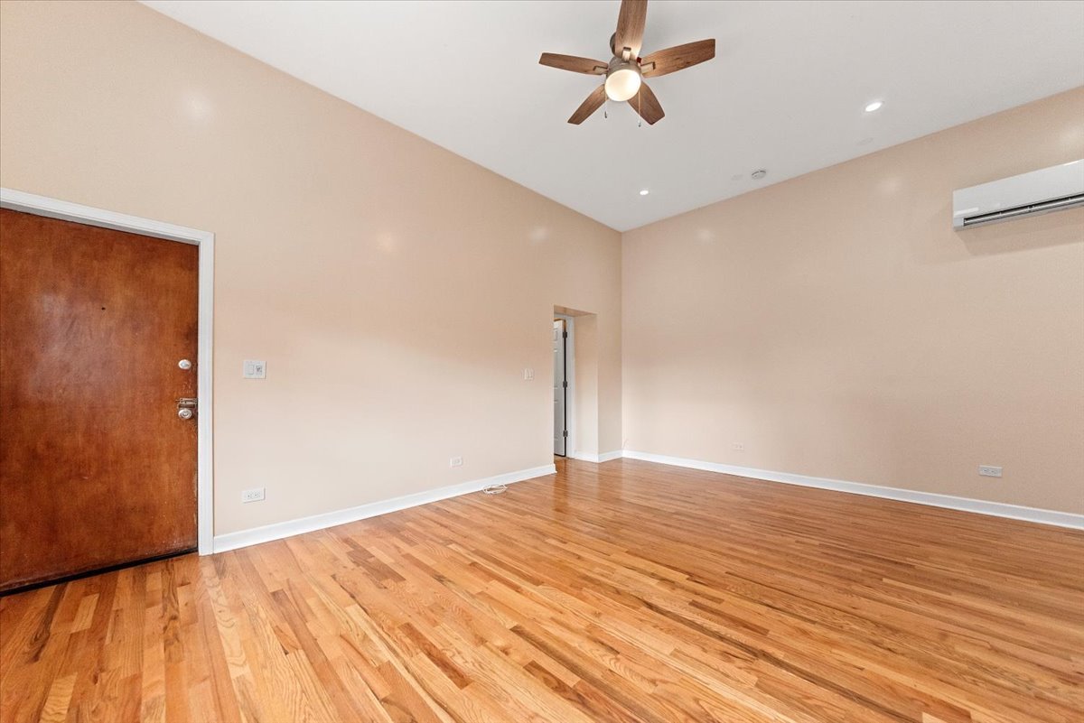 4255 N Campbell Avenue 1S