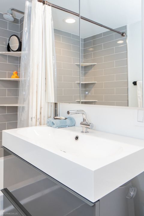 Tiny photo for 5616 N KENMORE Avenue #5A, Chicago, IL 60660 (MLS # 12469203)