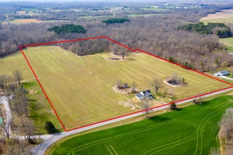 Tiny photo for 15016 Harmony Church Road, West Frankfort, IL 62896 (MLS # 12603882)