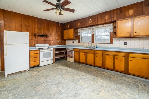 Tiny photo for 15016 Harmony Church Road, West Frankfort, IL 62896 (MLS # 12603882)