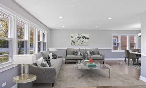 Tiny photo for 5748 W 89th Place, Oak Lawn, IL 60453 (MLS # 12516776)