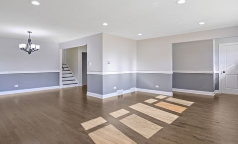 Tiny photo for 5748 W 89th Place, Oak Lawn, IL 60453 (MLS # 12516776)