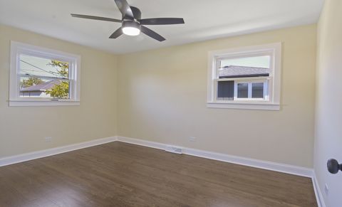 Tiny photo for 5748 W 89th Place, Oak Lawn, IL 60453 (MLS # 12516776)