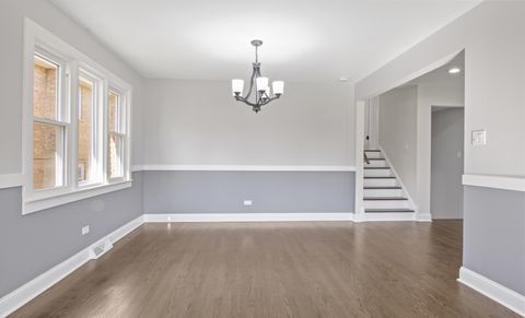 Tiny photo for 5748 W 89th Place, Oak Lawn, IL 60453 (MLS # 12516776)