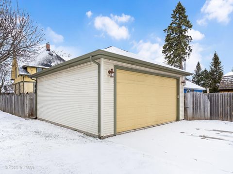 Tiny photo for 425 Joliet Street, West Chicago, IL 60185 (MLS # 12565358)