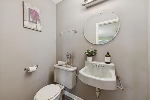 Tiny photo for 31 E Washington Boulevard, Lombard, IL 60148 (MLS # 12531797)