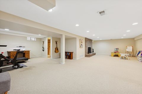 Tiny photo for 31 E Washington Boulevard, Lombard, IL 60148 (MLS # 12531797)