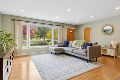 Tiny photo for 31 E Washington Boulevard, Lombard, IL 60148 (MLS # 12531797)