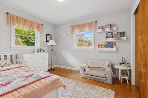 Tiny photo for 31 E Washington Boulevard, Lombard, IL 60148 (MLS # 12531797)