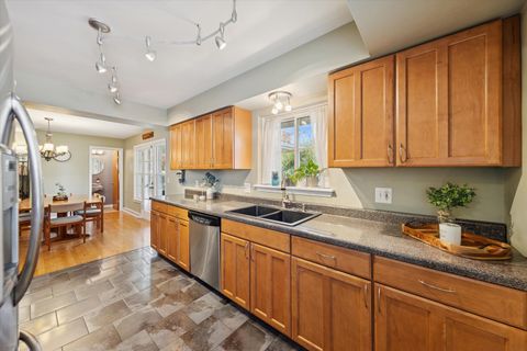 Tiny photo for 31 E Washington Boulevard, Lombard, IL 60148 (MLS # 12531797)