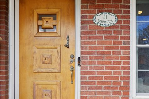 Tiny photo for 31 E Washington Boulevard, Lombard, IL 60148 (MLS # 12531797)