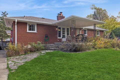 Tiny photo for 31 E Washington Boulevard, Lombard, IL 60148 (MLS # 12531797)