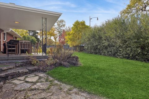 Tiny photo for 31 E Washington Boulevard, Lombard, IL 60148 (MLS # 12531797)